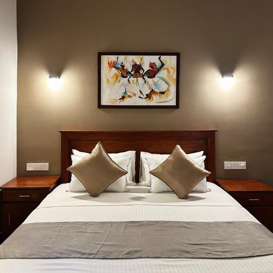 Cliveland Residence 캔디 외부 사진